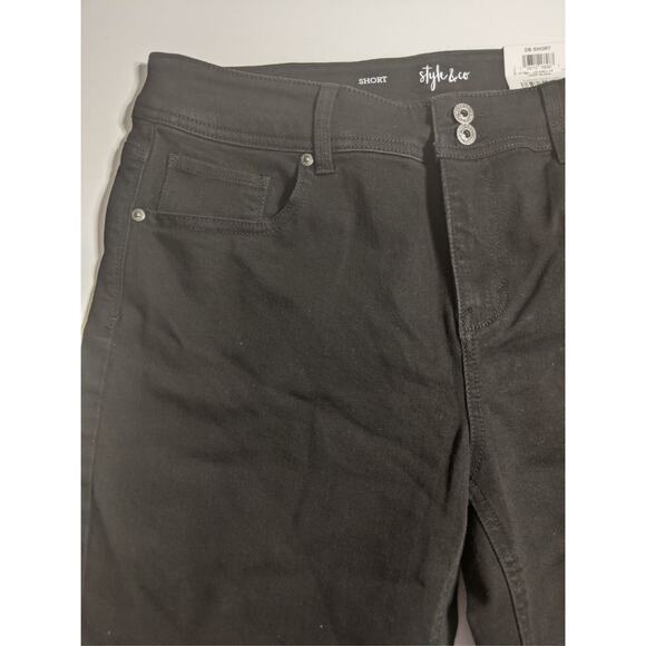 Style & Co Denim Shorts Deep Black 10 Cuffed Hem Mid Rise Button Fly Regular Fit - Picture 3 of 8